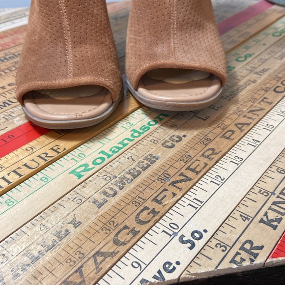 Franco Sarto peep toe booties - Picture 2 of 9